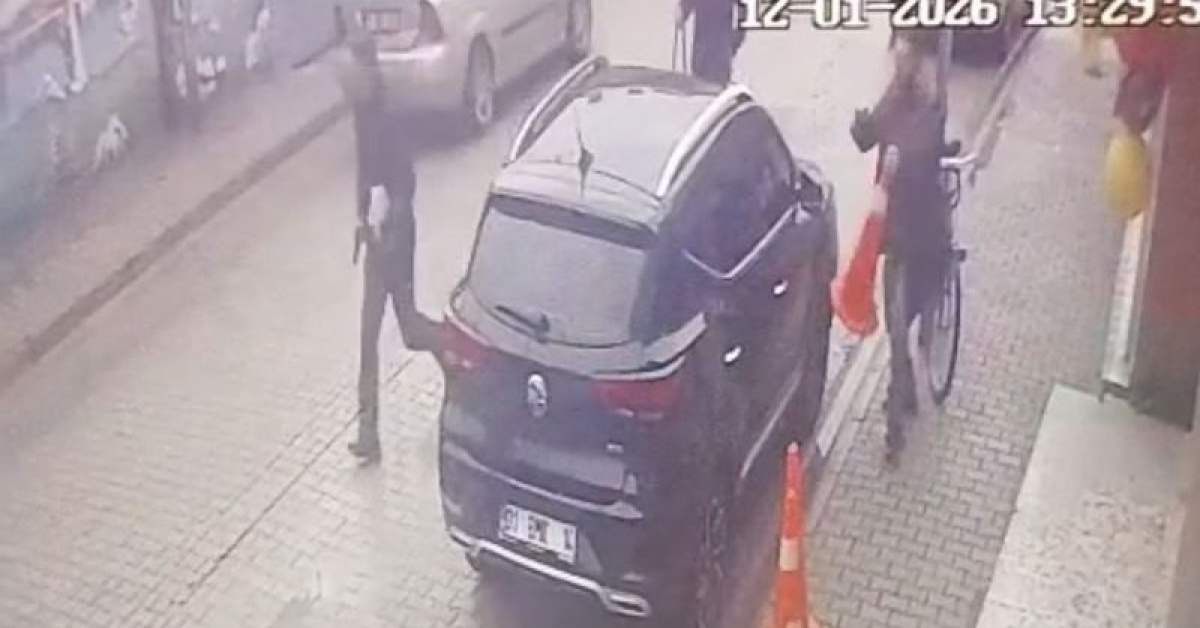 Önce yumruk attı…Ardından ateş etti