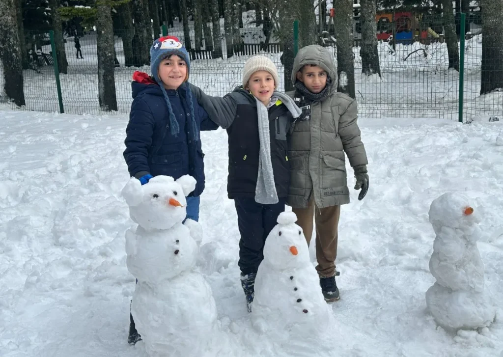 Osmangazi’de Çocuklar Kış Neşesiyle Buluştu