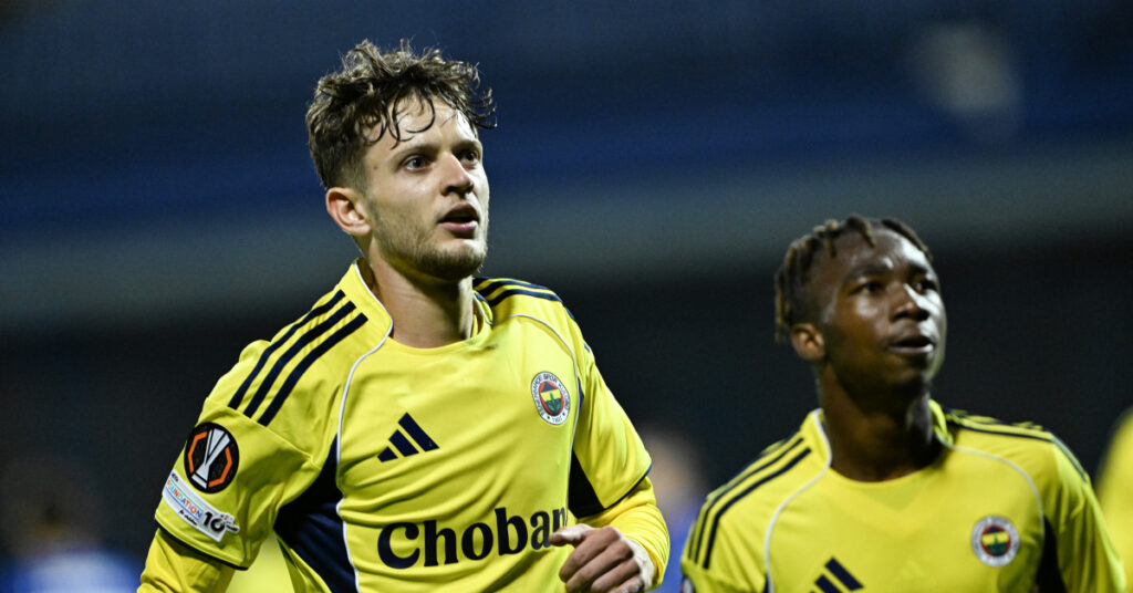 Sebastian Szymanski, Fenerbahçe’ye veda etti!