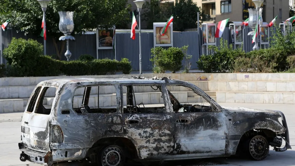 Tahran’da halka “dışarı çıkmayın” uyarısı!