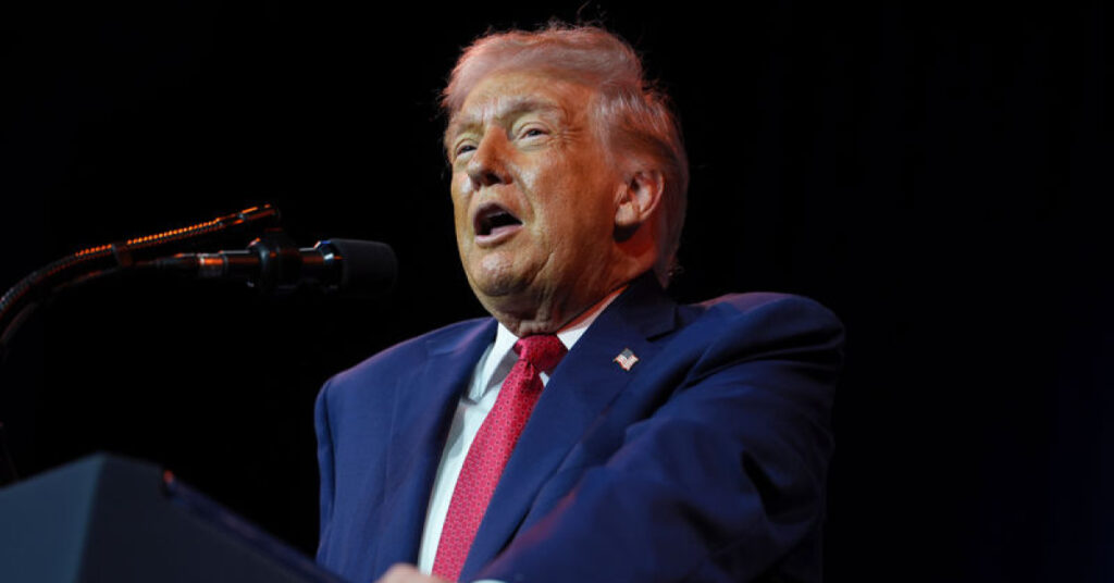 Trump’tan Küba’ya uyarı