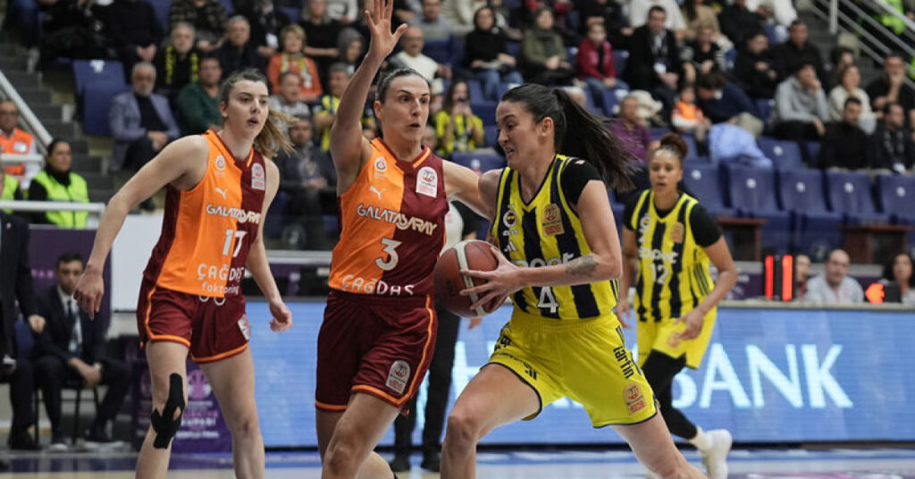 Türkiye Kupası Fenerbahçe Opet’in!