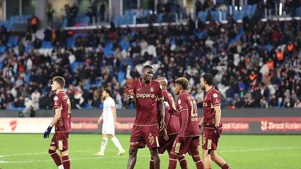 SAMSUNSPOR – TRABZONSPOR MAÇI HANGİ KANALDA, SAAT KAÇTA? Samsunspor Trabzonspor maçında ilk 11’ler!