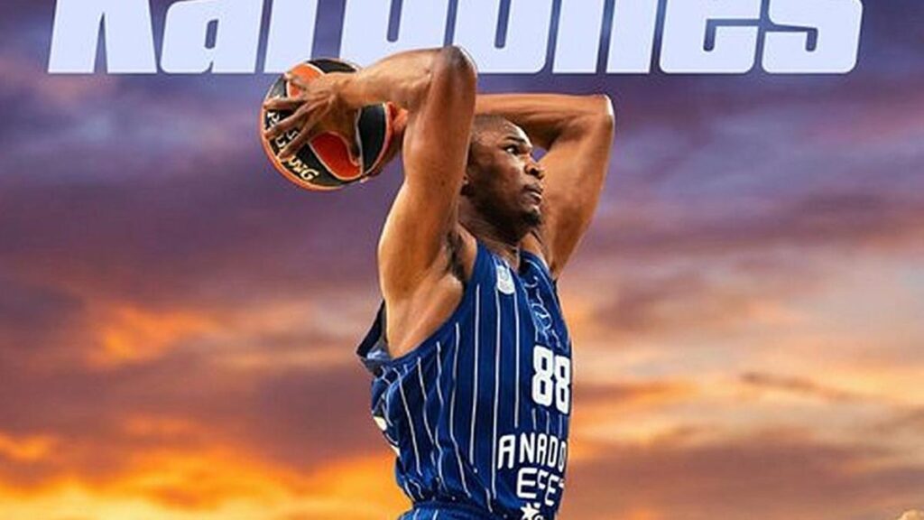 Anadolu Efes, Kai Jones ile 2 yıl daha…