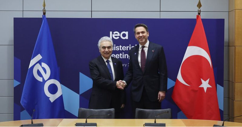 Bakan Bayraktar ve IEA Başkanı Birol bir araya geldi