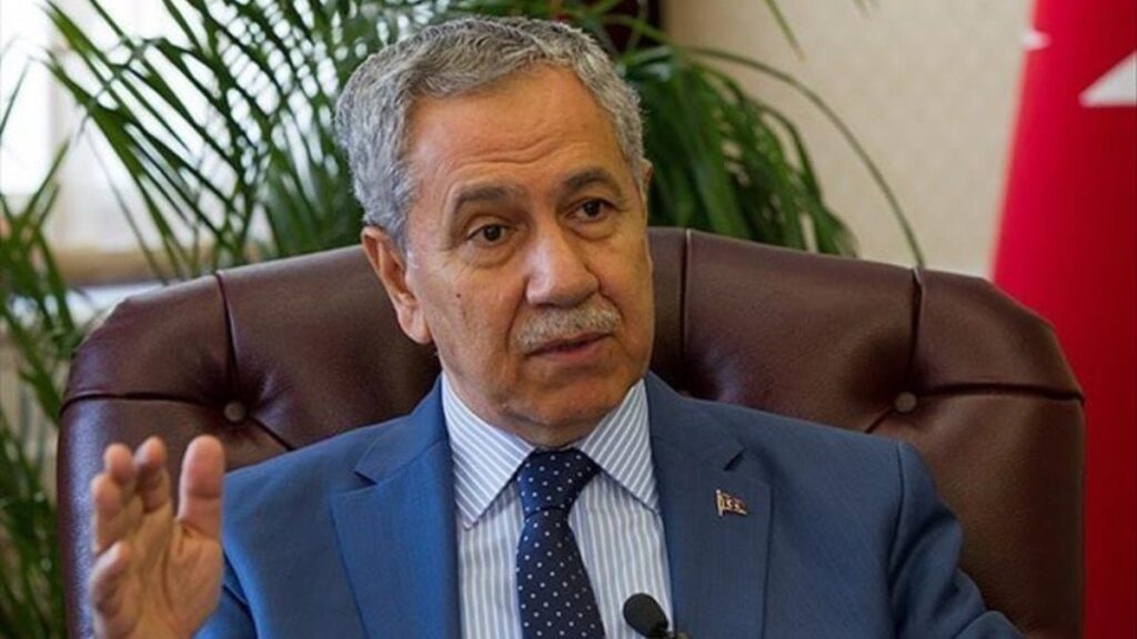 Bülent Arınç: Toplum dindarlıktan uzaklaşıyor