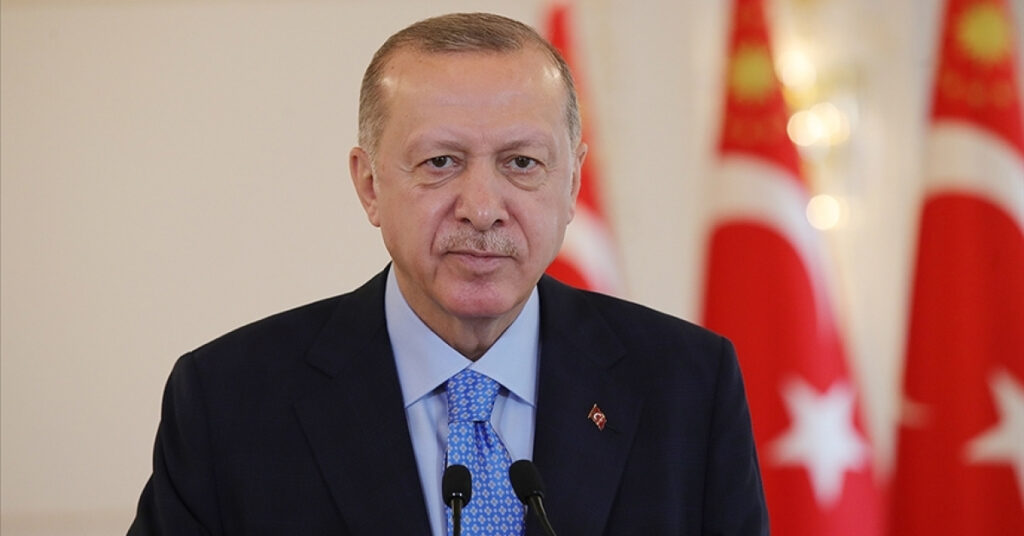 Cumhurbaşkanı Erdoğan’dan Millilere tebrik telefonu