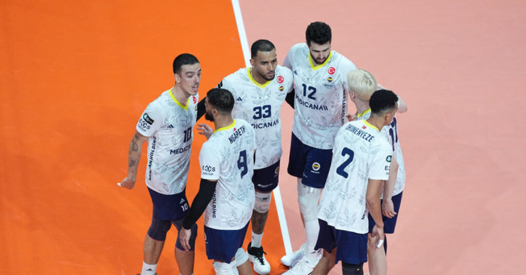 Fenerbahçe Medicana tur avantajını kaptı!