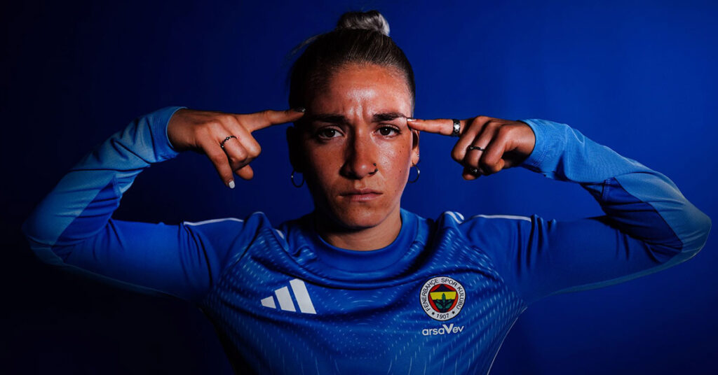 Fenerbahçe arsaVev’de ayrılık açıklandı!