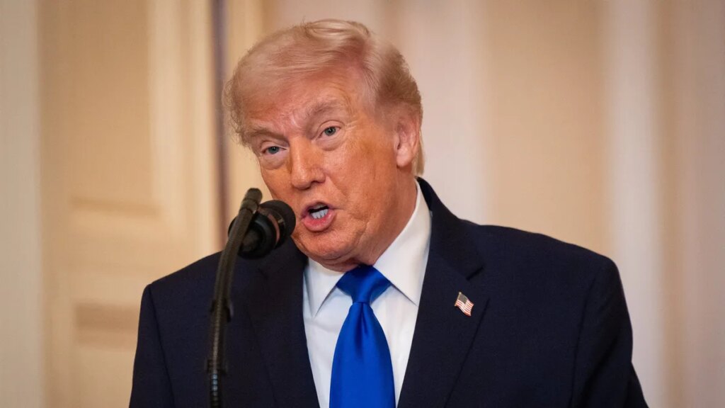İran’da telefonlara gelen “Trump” mesajının sırrı açığa çıktı