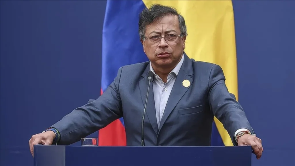 Kolombiya lideri Petro, El Salvador açıklarında 17 tona yakın kokainin ele geçirildiğini duyurdu