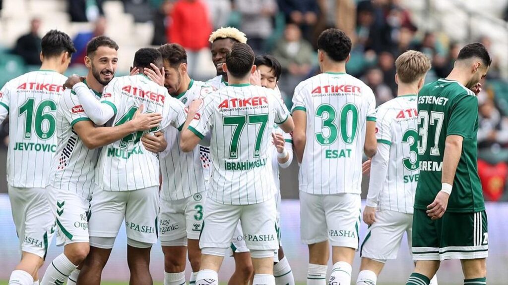 Konyaspor, Ziraat Türkiye Kupası’nda Aliağa’yı 5 golle geçti
