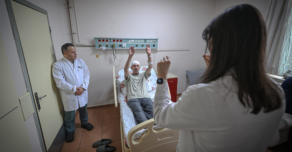 Parkinsonla 10 yıl mücadele etti! Beyin pili umut oldu