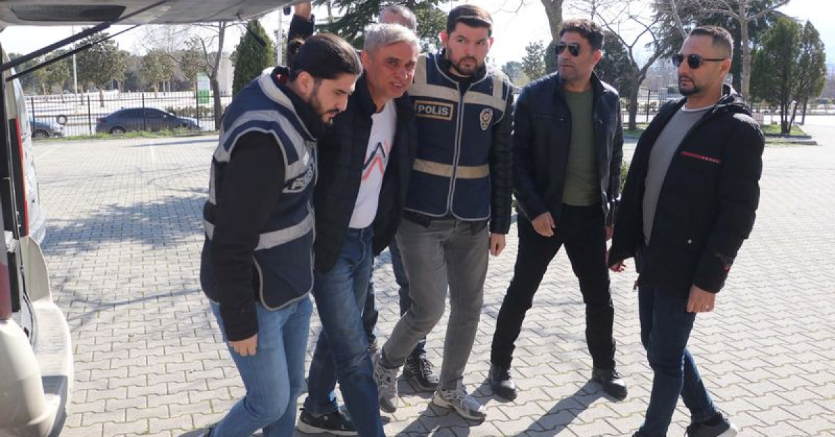 ‘Sigara içtin’ tartışmasında eşini bıçakladı