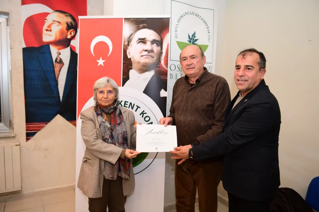 Osmangazi Belediyesi’nden Sporcu Ailelerine Yol Gösteren Panel