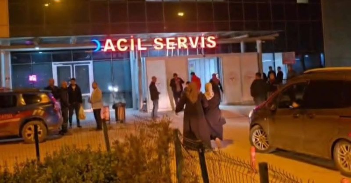 Su dolu inşaat temeline düşen 2 kardeş öldü