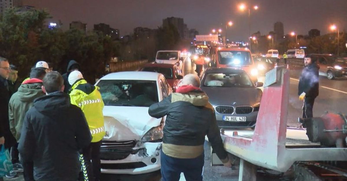 Ümraniye’de zincirleme kaza! 8 araç…