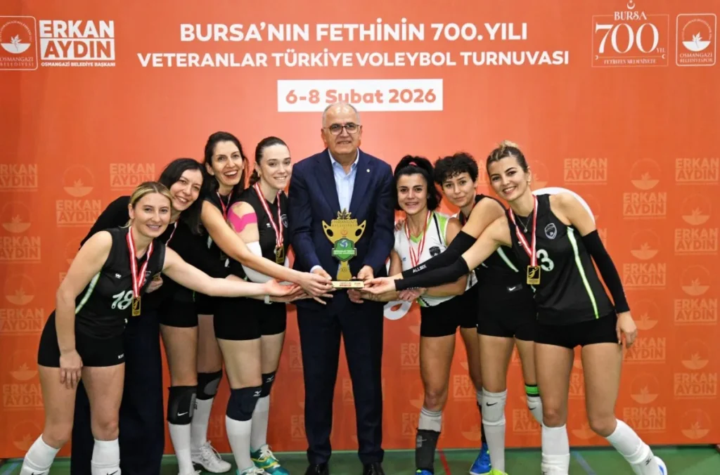 Veteranlar Osmangazi’de Zirve İçin Sahaya Çıktı