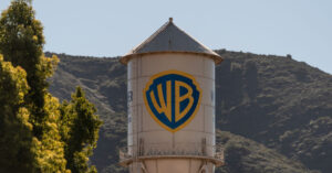 Warner Bros ile Paramount bir kez daha görüşecek