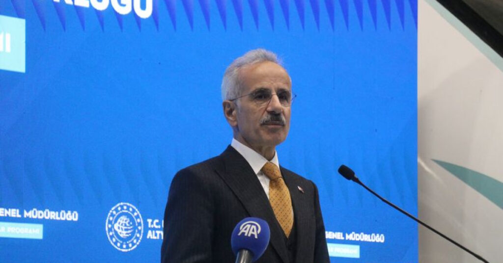 Türkiye ve Umman’dan bölgeden tahliyeler için ek uçak seferi işbirliği
