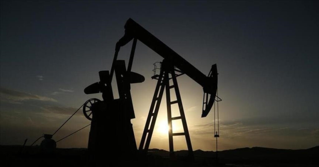 Brent petrolün varil fiyatı geriledi