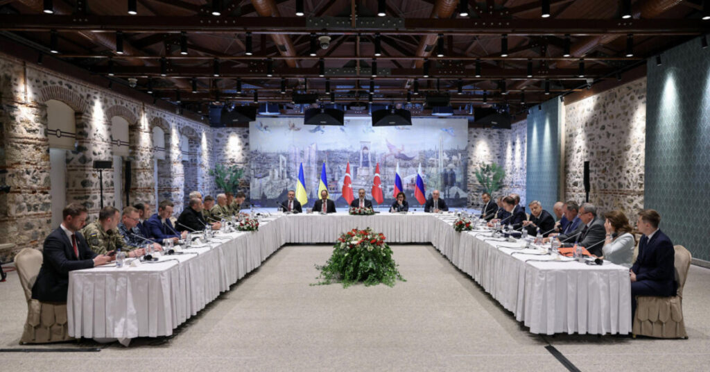 Kremlin, Ukrayna görüşmeleri için İstanbul’u işaret etti