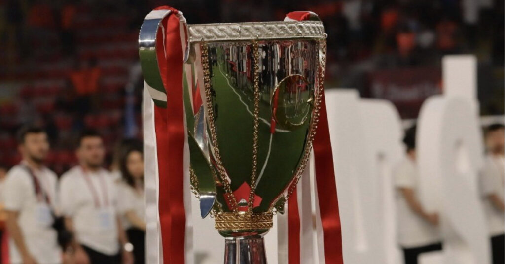 Kupada final yolu belli oldu