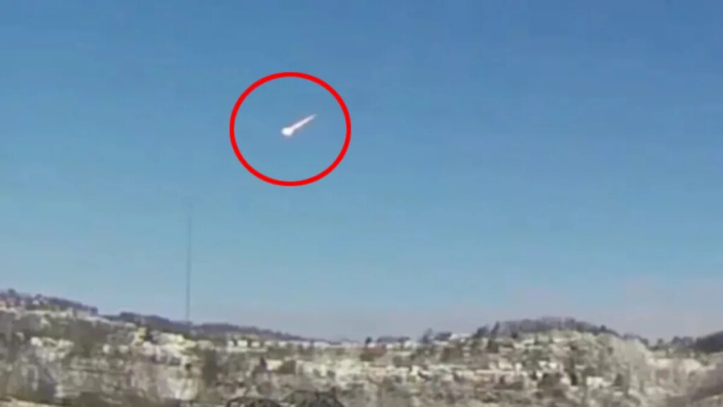 ABD’de 2 eyalette meteor paniği! Binalar sarsıldı