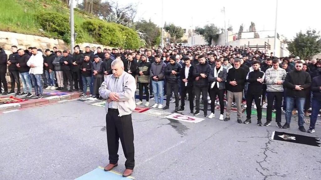 59 yıl sonra bir ilk: Mescid-i Aksa bayramda kapalı