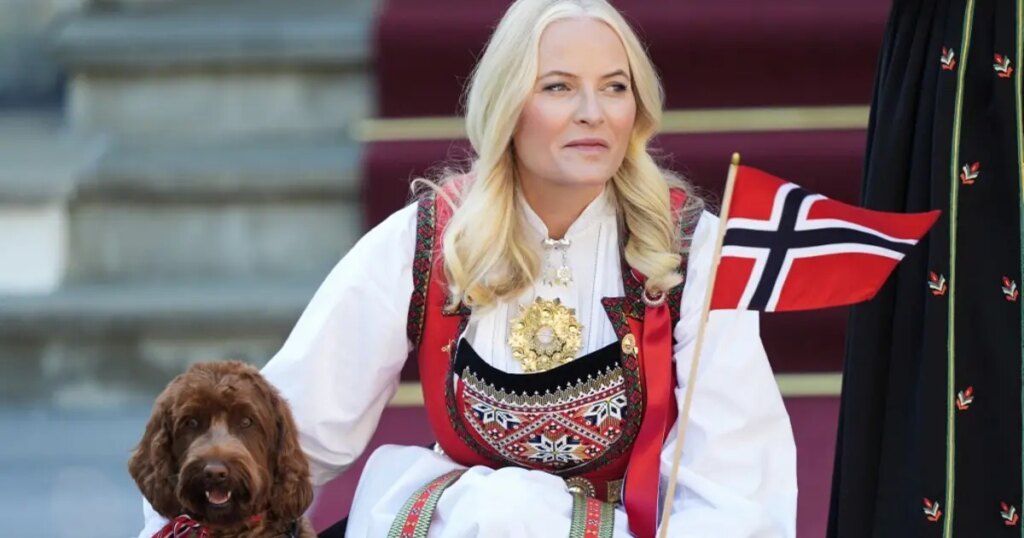 Oğlu tecavüzle yargılanıyor. Norveç Prensesi’nden Epstein itirafı
