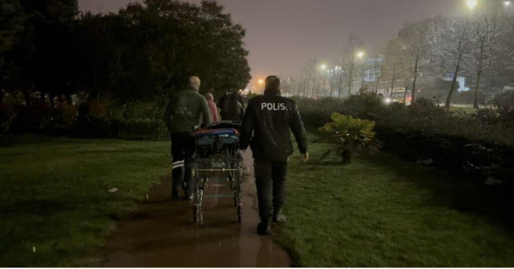 Ümraniye’de parkta cansız beden bulundu