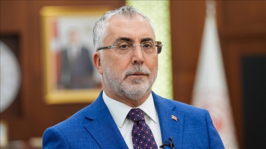 Vedat Işıkhan: Kamu kaynaklarının yönetiminde yeni bir dönemi başlattık
