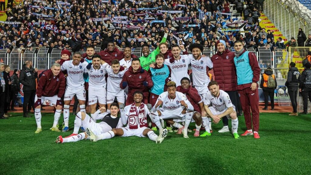 Süper Lig’de yeni yılın lideri Trabzonspor