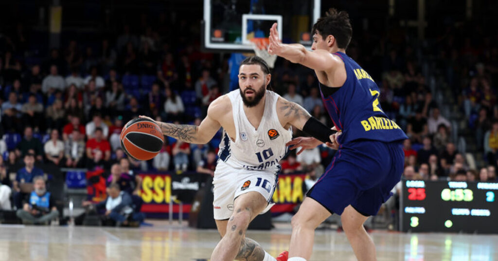 Anadolu Efes, Barcelona’ya diş geçiremedi!