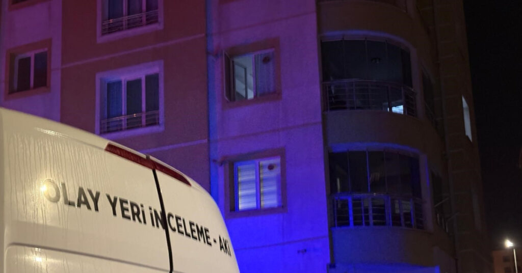 Pencereden düştü… Kocası fenalık geçirdi