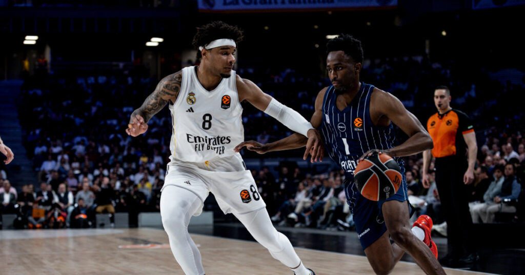 Anadolu Efes, Real Madrid’e kaybetti!