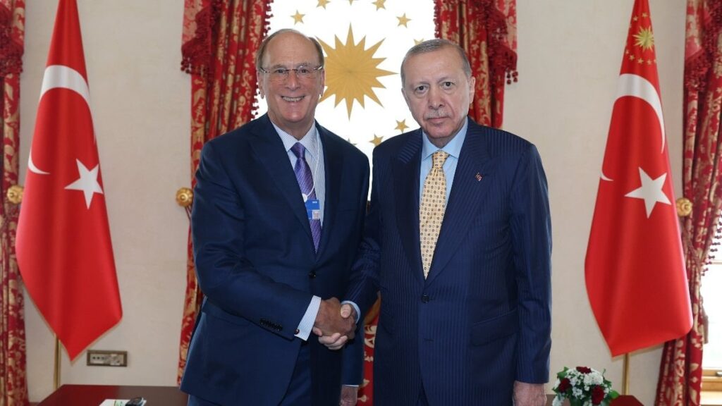 Cumhurbaşkanı Erdoğan, WEF ve BlackRock’ın Başkanı Fink’i kabul etti