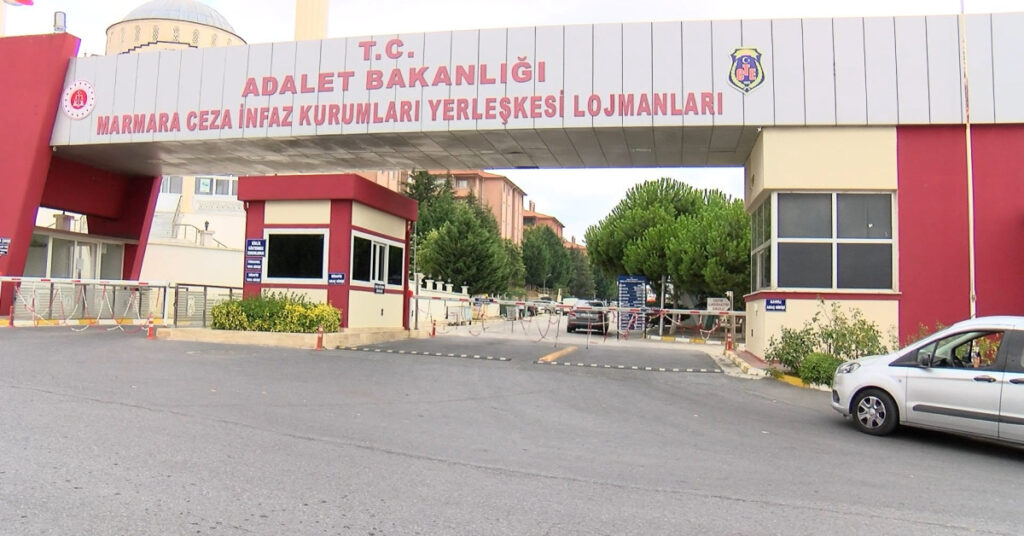 İBB’ye ‘yolsuzluk’ davası sürüyor