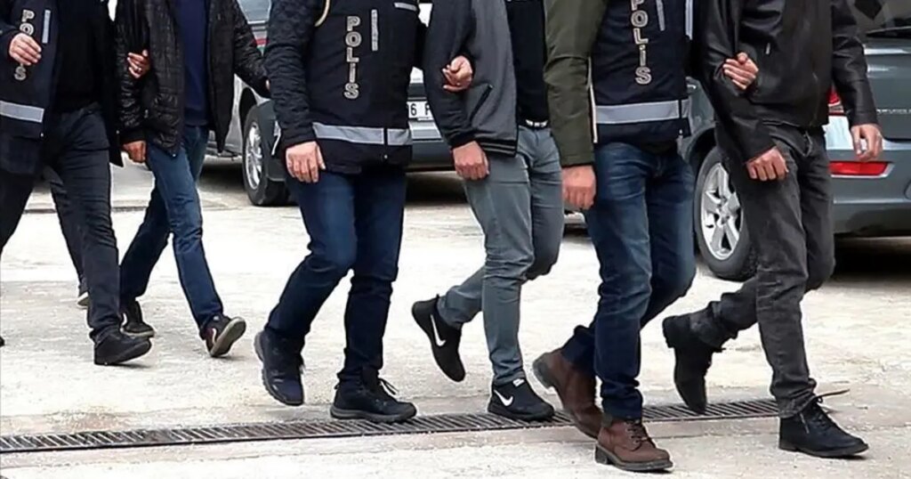 Borsada yatırım vaadiyle dolandırıcılığa 29 tutuklama