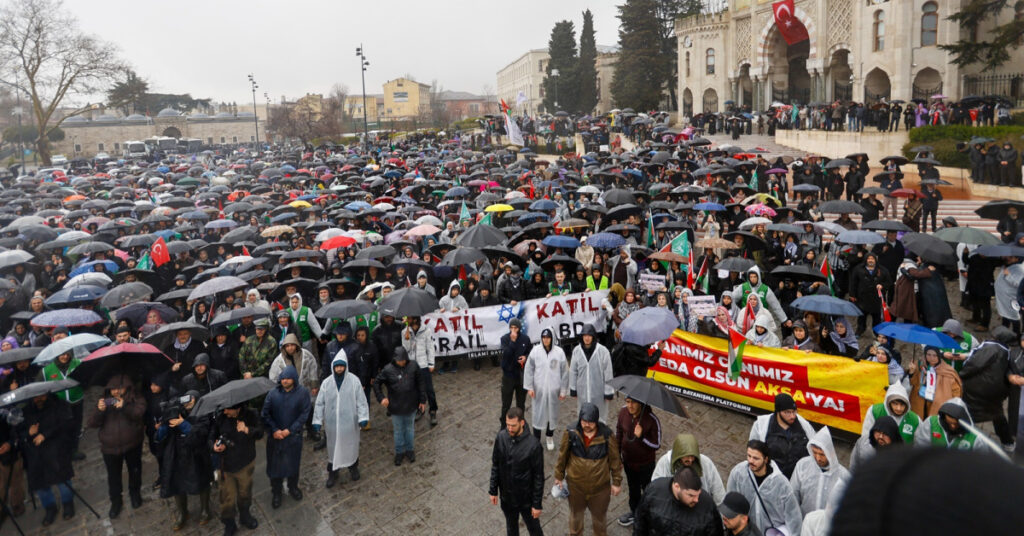 İstanbul’da İsrail ve ABD’ye protesto