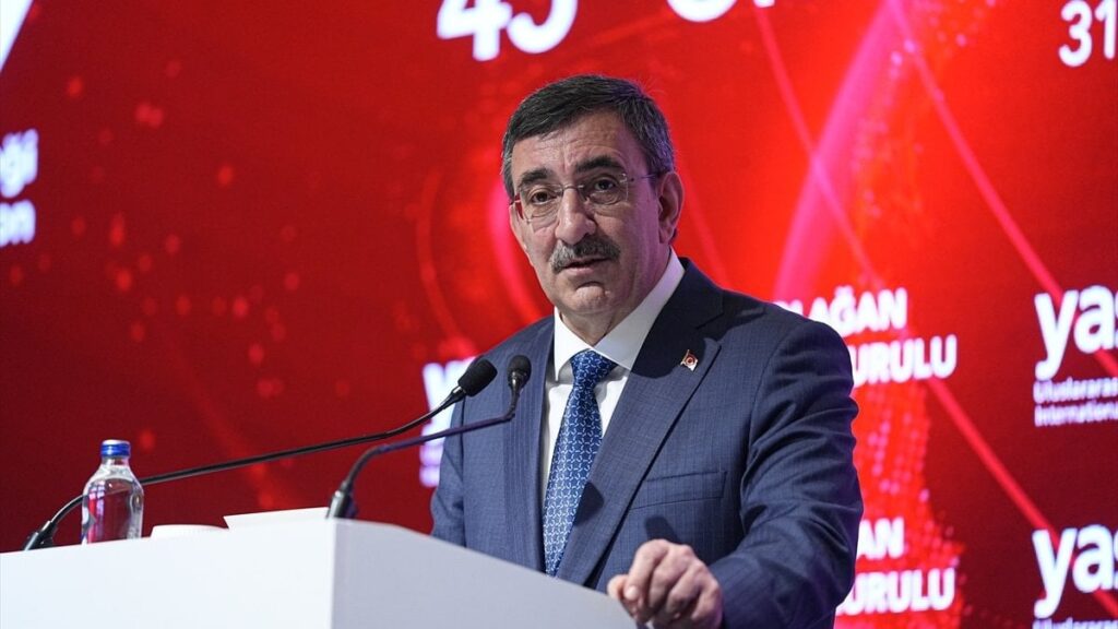 Cevdet Yılmaz: Türkiye ekonomisi yıllık 1,6 trilyon dolara ulaştı