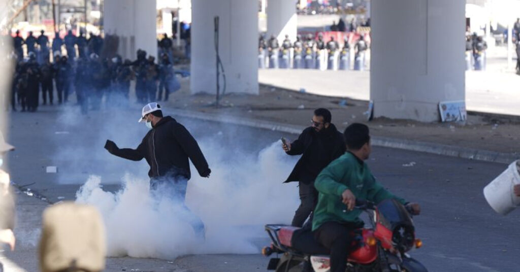 Pakistan ve Irak’ta ABD protestosu