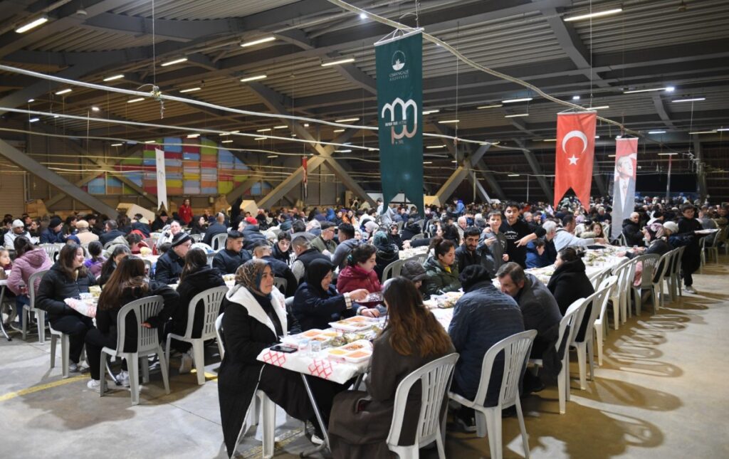 Osmangazi Belediyesi 1050 Konutlar’da Birlik Sofrası Kurdu