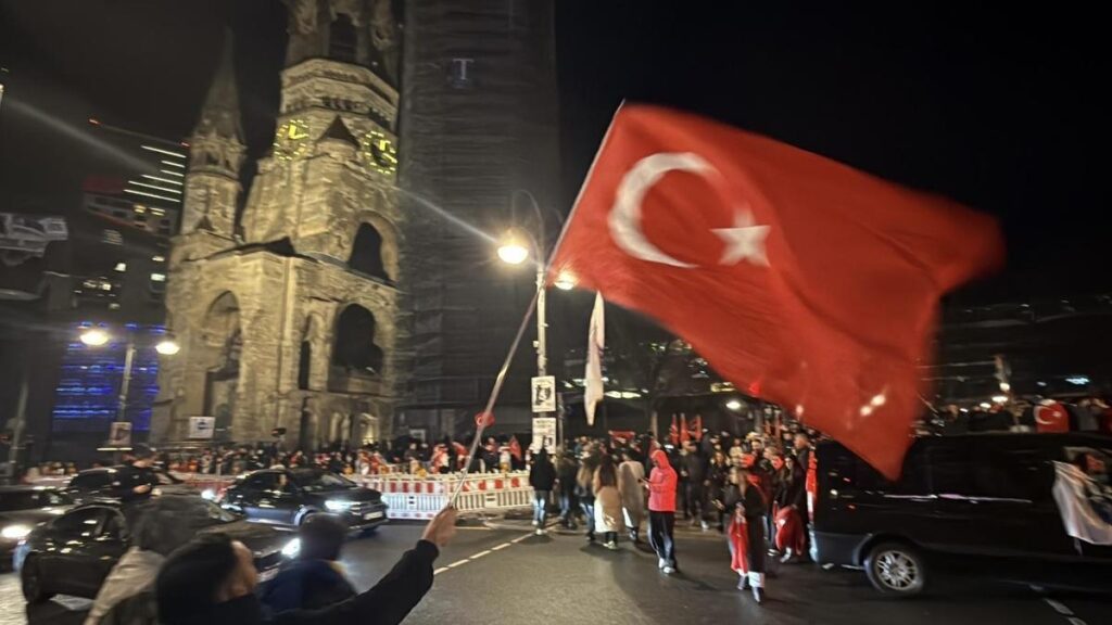 Berlin’de Dünya Kupası coşkusu