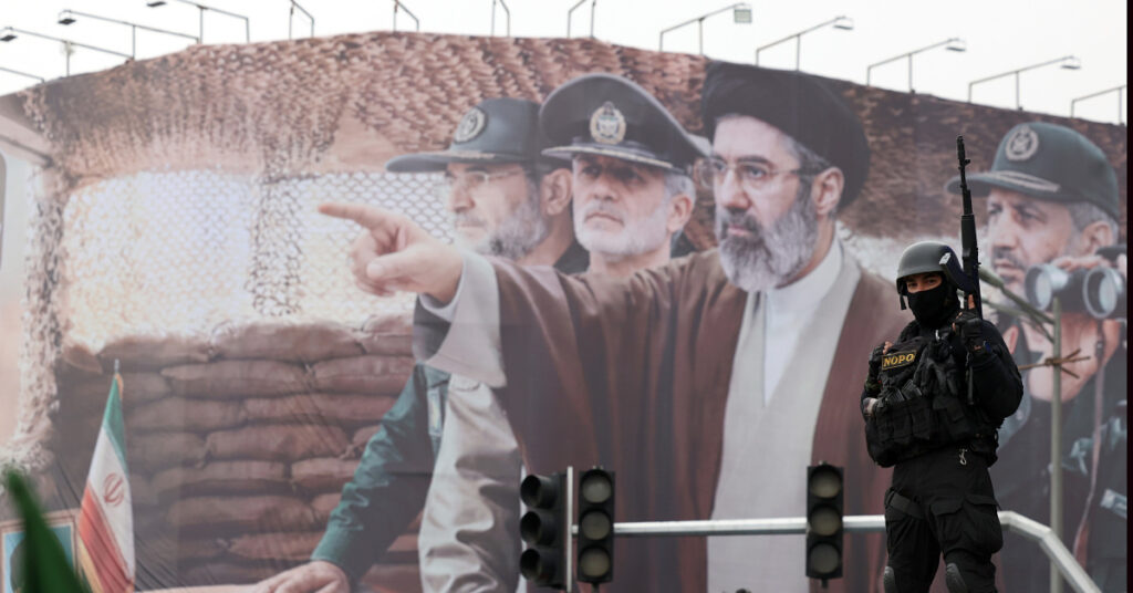 Hamaney: Hizbullah’a destek sürecek