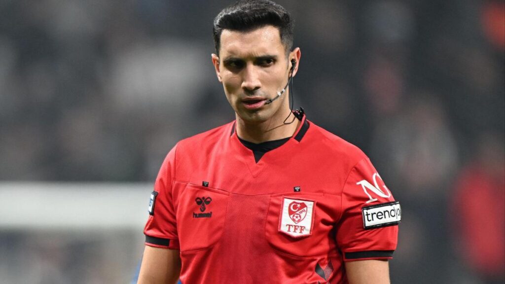 Göztepe – Galatasaray maçının hakemi Alper Akarsu oldu