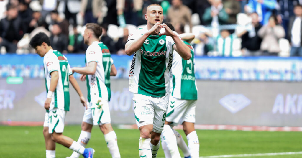 Konyaspor üç puanı üç golle aldı!