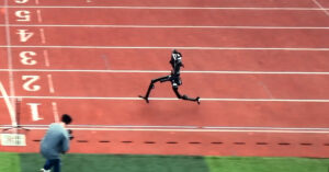 Çinli insansı robot Usain Bolt’un hızına ulaştı