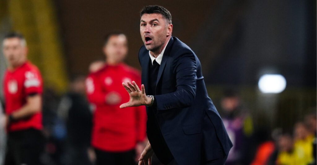 Burak Yılmaz istifa etti!