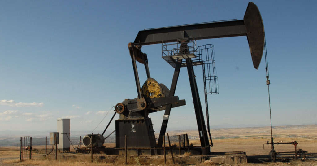 ABD düğmeye bastı: İran petrol satışına izin bitiyor